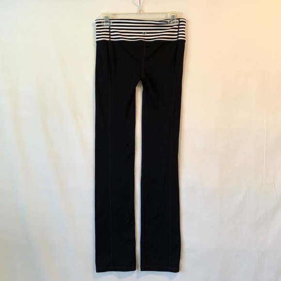 GapFit Yoga Slim Straight Active Pants Size Small - Picture 4 of 7